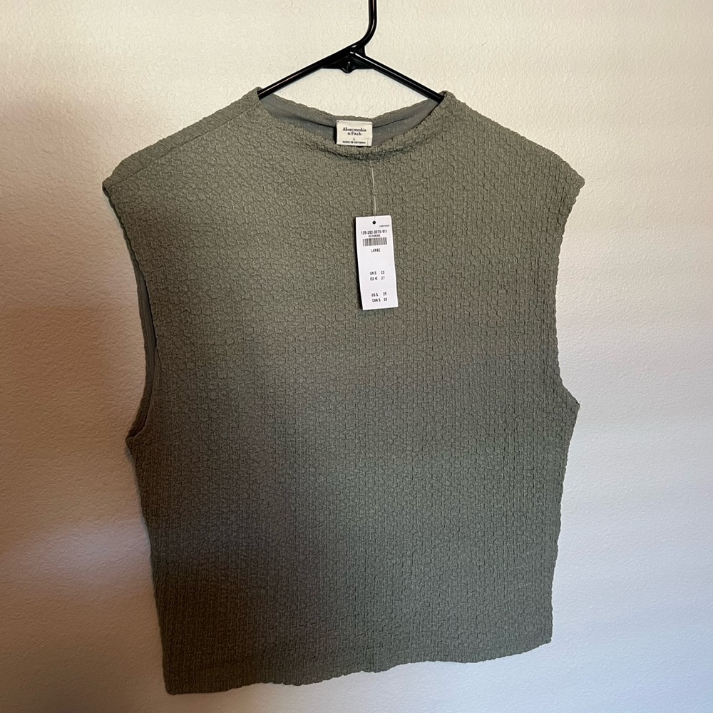 Abercrombie Sleeveless Textured Top in Green